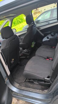 Citroen C4 Picasso 1.6HDI 16v - 12