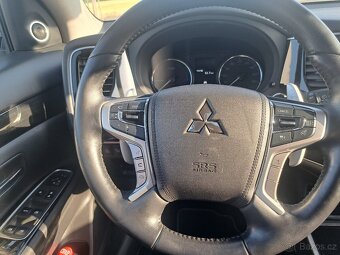 Mitsubishi Outlander 2.0 PHEV,  jen 37.t.Km - 12