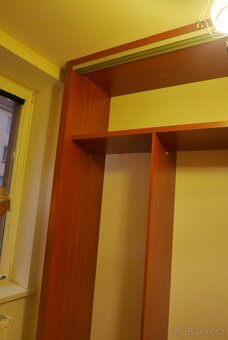 Vestavěná skříň - 12