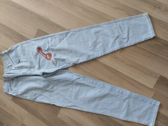 Jeans s vysokým pasem - 12