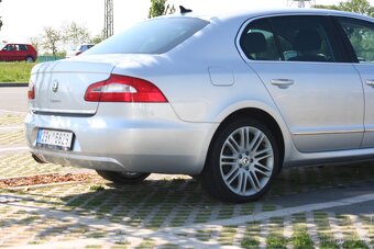 Škoda Super b 2013. 2.0 tdi - 12