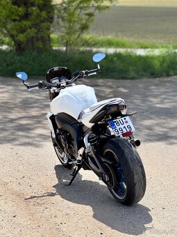 Yamaha fz1n - 12