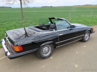 Mercedes W107/380SL - 12