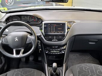 Peugeot 2008, 1,2 SERV.KNÍŽKA, MÁLO NAJETO - 12