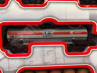 NOVÝ ELEKTRICKÝ VLÁČEK S VÝHYBKAMI (vláčkodráha / vlak na ba - 12