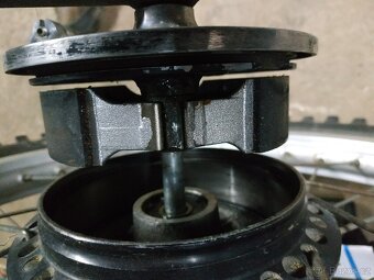 Kawasaki KLX 250 díly - 12