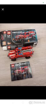 Lego Architecture a Technic - 12