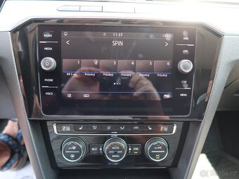 Volkswagen Passat 2.0TDi,140kW,Highline,DSG - 12