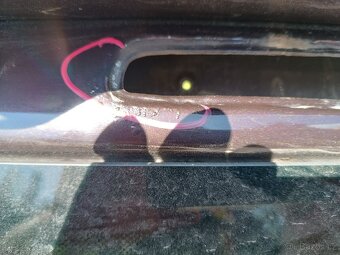 VW T5 Multivan, transportér  - páté dveře , víko kufru - 12