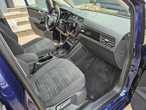 VW Touran Highline 2.0 TDi DSG - navi,tažné,temp,7míst,150PS - 12