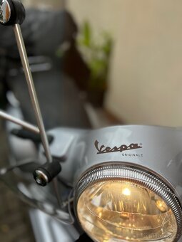 Vespa GTS 250 plně vybavená - 12