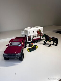 Kompletní sada Schleich Horse Club - 12