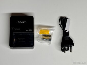 Sony FX3, 6× baterie, TOP stav - 12