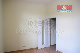 Pronájem bytu 2+kk v Mariánských Lázních, ul. Boženy Němcové - 12