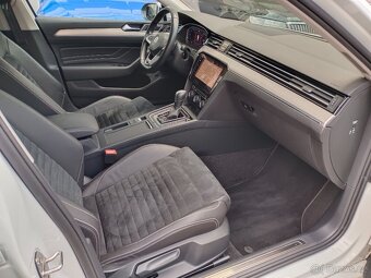 VW Passat B8 Variant 2.0Bi-TDI 176kW 4x4 DSG Matrix Virtual - 12