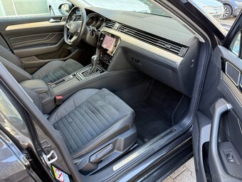 VW Passat B8 Variant Elegance 2.0TDI 110kW DSG Matrix ACC Qi - 12