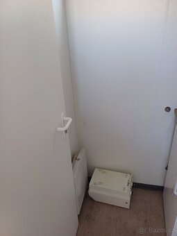 Použitá buňka WC s kuchyňkou, sanit. kontejner - 12