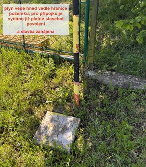 Stavební pozemek k bydlení (možné okamžitě začít stavět) - 12