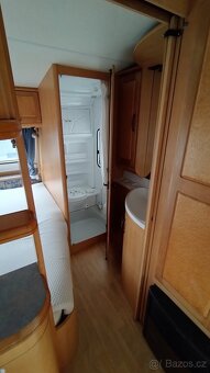 Karavan HOBBY 495, markýza, nové brzdy, nosič kol, kamera - 12