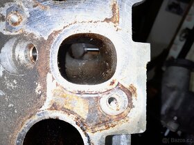 Hlavy s mustanga 3.8 v6 - 12