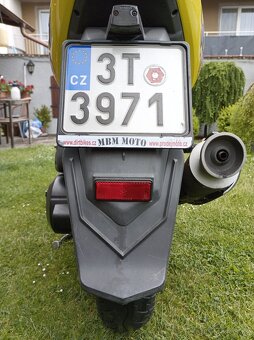 Skutr Kymco Super 8 125 - 12
