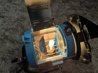 Arri 1000W - studiové světlo - 12