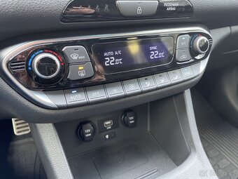 Hyundai i30 N-Line 1,5 T-GDI MHEV DCT - 12