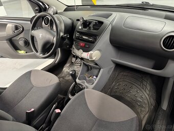 Peugeot 107, r. 2006, jen 95 000 km, klimatizace - 12