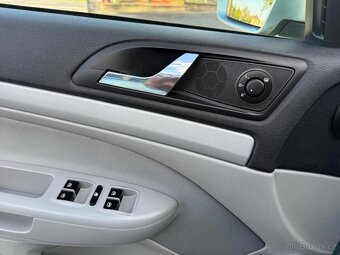 Škoda Octavia 1.4tsi 90kw 3/2012 výhřev sedaček jen 149km - 12