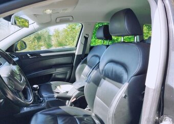 Škoda Superb 1.4 TSI Výhřev. sed., Kůže benzín manuál 90 kw - 12