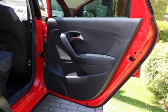 Volkswagen PoloCROSS  1.2 ,44 Kw, 108 000 KM - 12