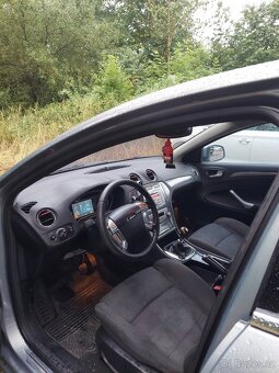 Ford mondeo mk4 1.8 tdci 92 kw - 12