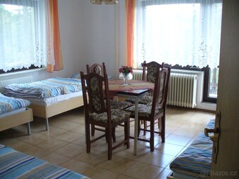 Prodam velky tri podlazni rodiiny dum - 12