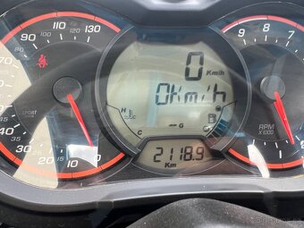 CAN AM Maverick X3 Turbo RC - 12