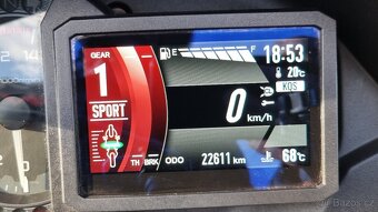 Kawasaki Versys 1000S r.v.2021 zelená - 12