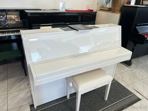 Bílá Yamaha v záruce, včetně nové klavírní židle, doprava - 12