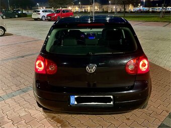Prodám na ND Volkswagen Golf V 1.9 TDI. - 12