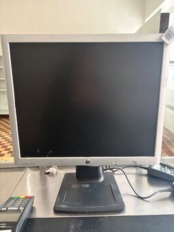 Vybavení obchodu - 12