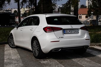 Mercedes-Benz A trieda 180 A/T - 12