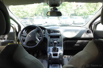 Na prodej: Peugeot 5008 – 2012 – auto pro rodinu - 12