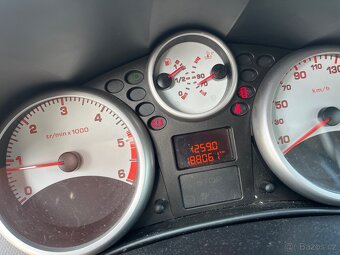 Peugeot 207 1.4hdi 2006 - 12