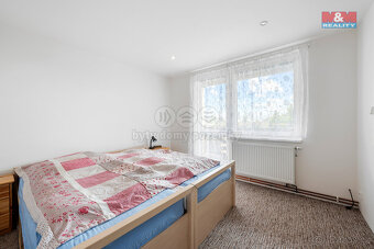 Prodej bytu 3+1, 73 m², Chlumec, ul. Skřivánčí - 12