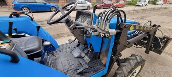 Traktor ISEKI TA275 4x4 + příslušenství - 12