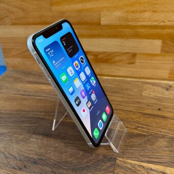 IPhone 11 64GB, bílý, 100% baterie (rok záruka) - 12