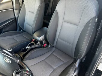 Hyundai i30 Kombi 1.6 CRDi - 12
