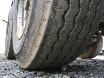 Umikov NPK 39T - návěs pro přepravu dřeva - 12