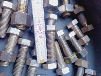 Šrouby nerez M16 a M 20 - 12