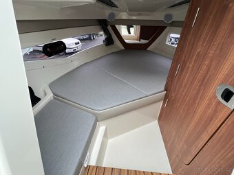 QUICKSILVER Activ 755 CRUISER + MERCURY F 250 V8 EFI EXLPT D - 12
