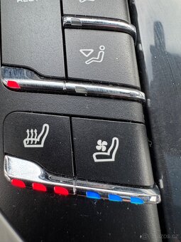 Porsche Cayenne 4.8 Turbo 368 Kw ACC/Burmester - 12