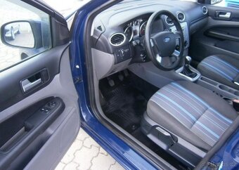 Ford Focus 1.6i 74kw,serviska,2x kola benzín manuál 74 kw - 12